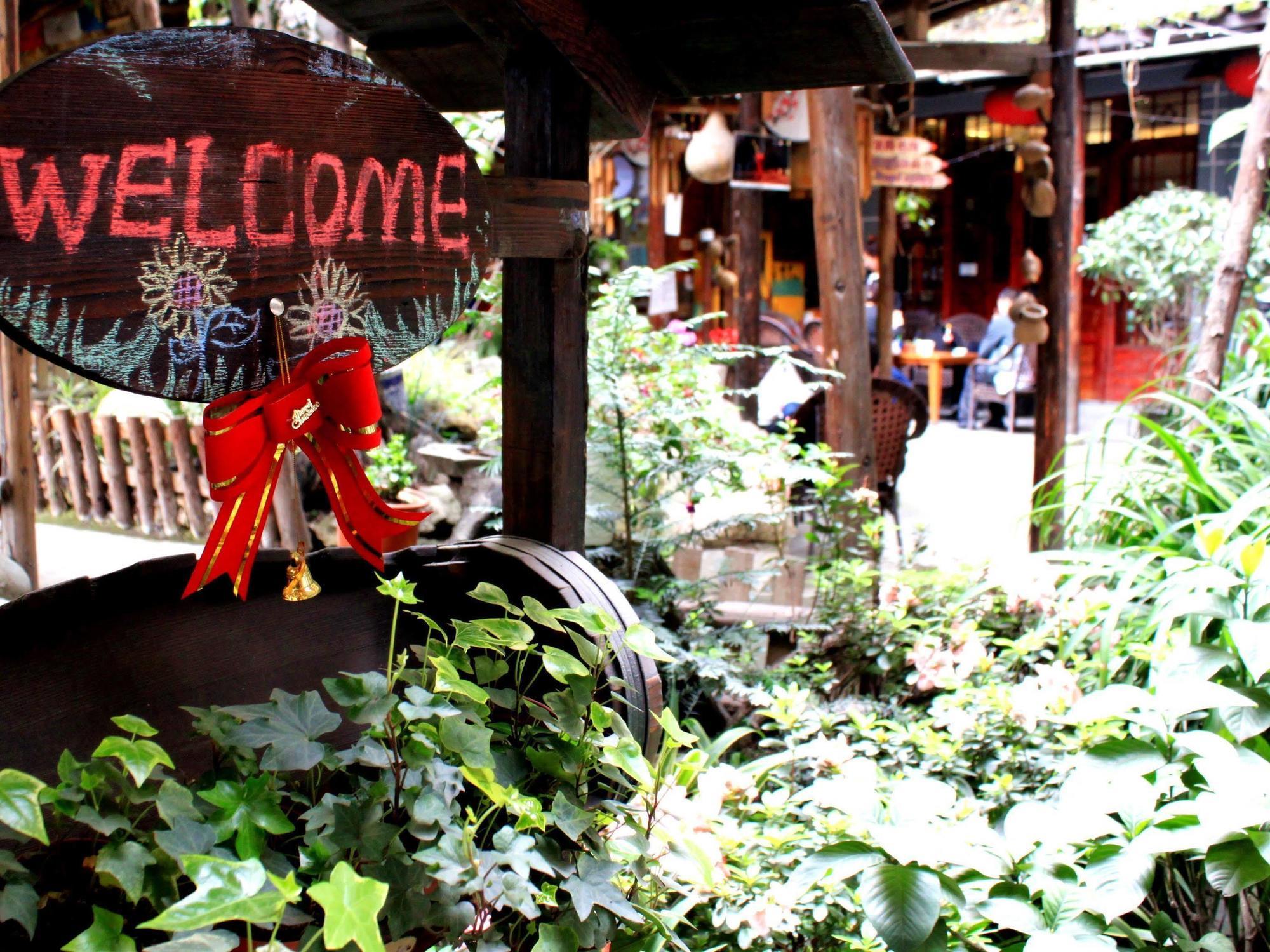 Hello Chengdu International Youth Hostel Esterno foto